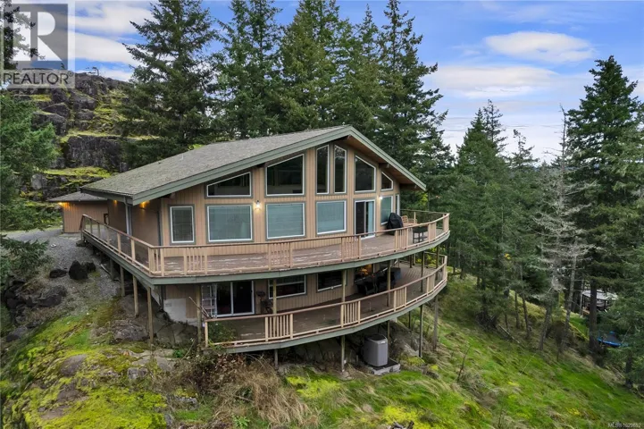 27A 620 Helanton Rd, Quadra Island, British Columbia V0P1N0