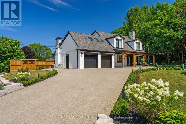 204 FALLING BROOK DRIVE, Hamilton (Ancaster), Ontario L9G1E6