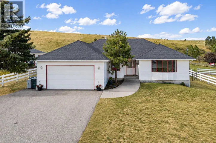 2740 Simms Place, Kamloops, British Columbia V0E2A0