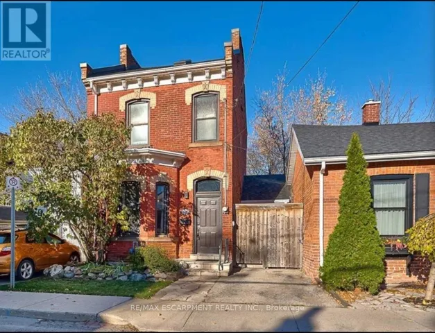 276 HUNTER STREET W, Hamilton (Kirkendall), Ontario L8P1S3