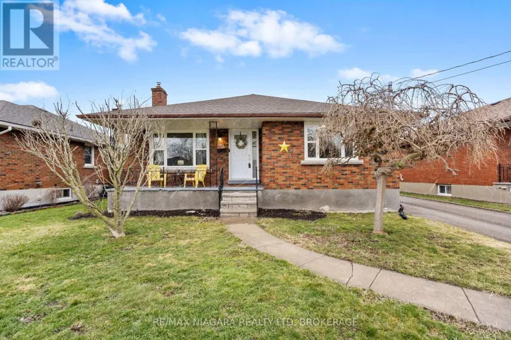 96 CLARKE STREET, Port Colborne (Killaly East), Ontario L3K2G3