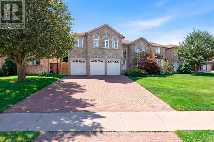 19 RISEBROUGH AVENUE, Toronto (Willowdale East), Ontario M2M2E2