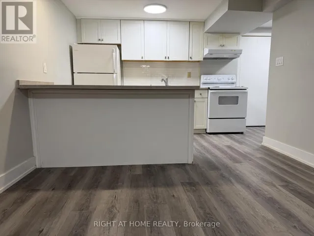 BSMT - 7 CARRUTHERS CRESCENT, Barrie (Grove East), Ontario L4M6A7