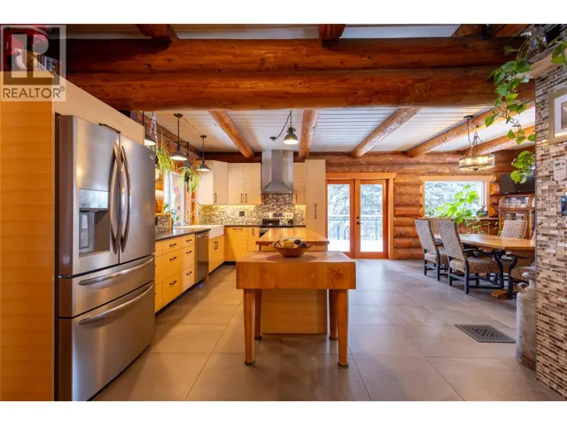 3697 Blewett Road, Nelson, British Columbia V1L6V8