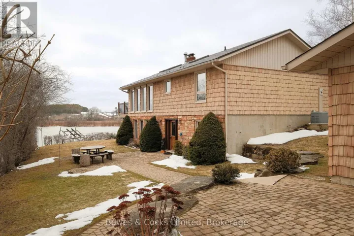 210 THOMPSON ROAD, Otonabee-South Monaghan, Ontario K9J6X8
