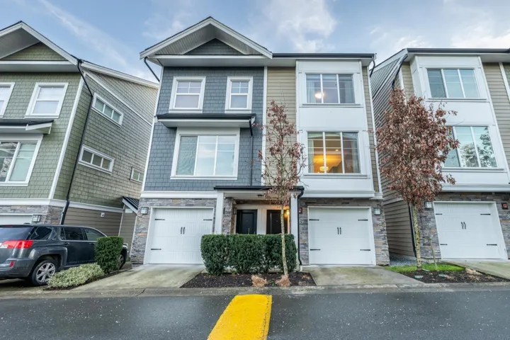 19 21150 76A AVENUE, Langley, British Columbia V2Y0V9