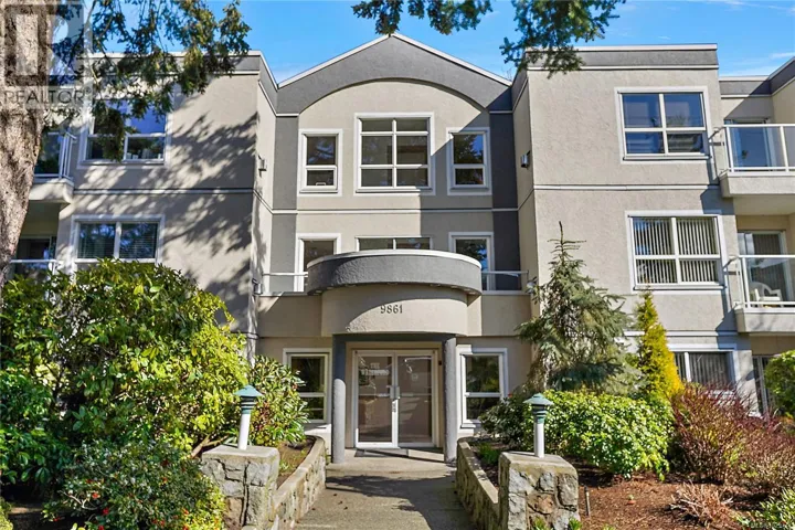 305 9861 Fifth St, Sidney, British Columbia V8L2X5