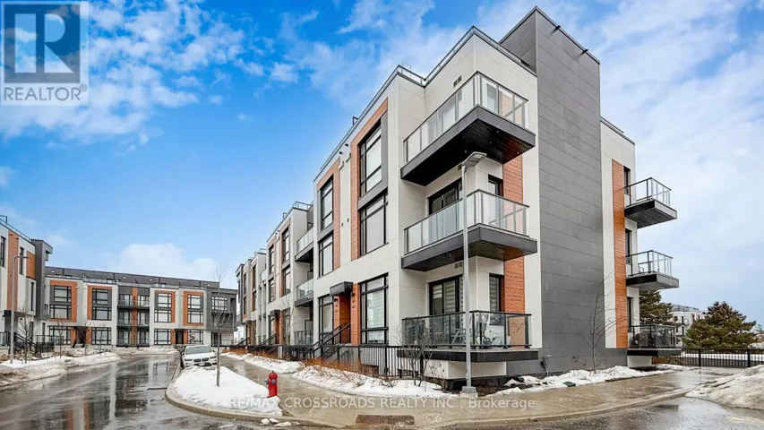 1403 - 15 DAVID EYER ROAD, Richmond Hill, Ontario L4S0N2