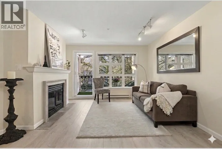 211 2161 W 12TH AVENUE, Vancouver, British Columbia V6K4S7