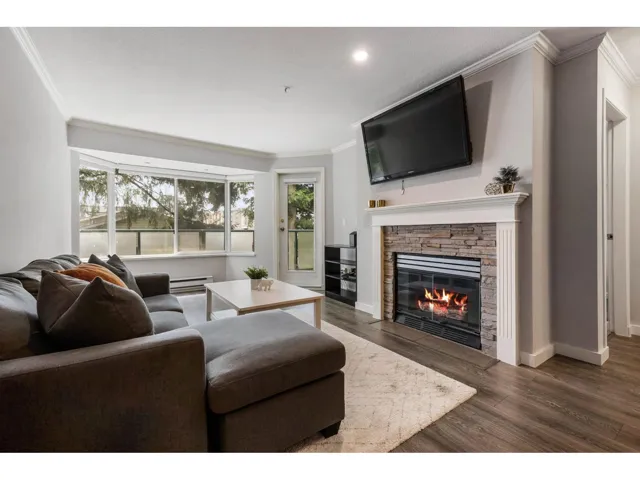 403 2958 TRETHEWEY STREET, Abbotsford, British Columbia V2T6P6