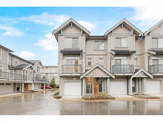 xx 20487 65 AVENUE, Langley, British Columbia V2Y3K8