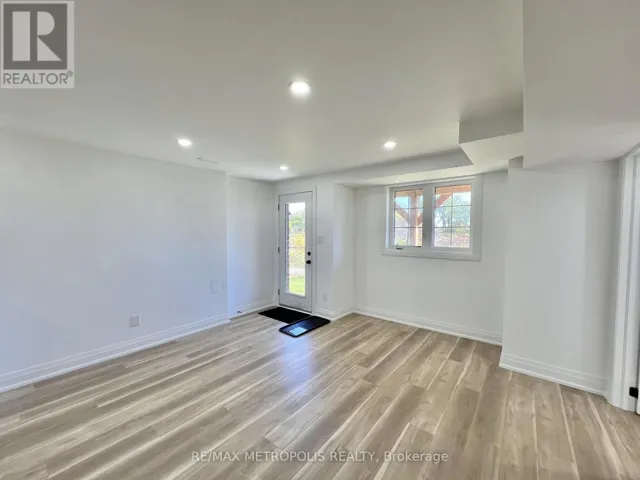 BASEMENT - 3271A TURNSTONE BOULEVARD, Pickering, Ontario L1X0N2