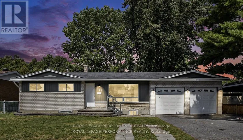 33 MAJESTIC DRIVE N, Ottawa, Ontario K2G1C6