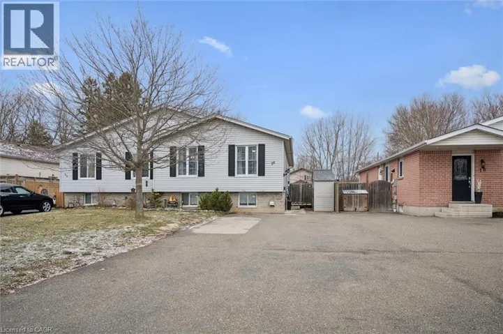 20 IVY Crescent, Paris, Ontario N3L4A9