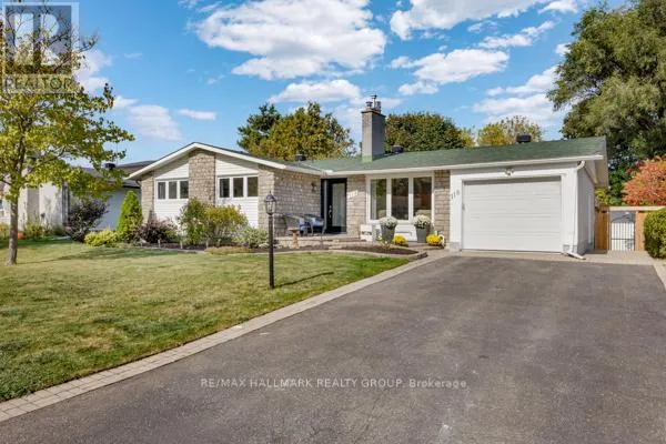 118 QUEENSLINE DRIVE, Ottawa, Ontario K2H7J5