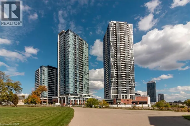 25 WELLINGTON Street S Unit# 1807, Kitchener, Ontario N2G0G5