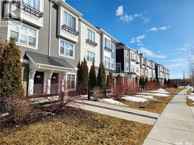 709 Meadows BOULEVARD, Saskatoon, Saskatchewan S7V0H5