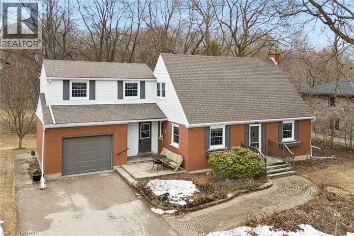 21 MEADOWLARK Road, Elmira, Ontario N3B1T7