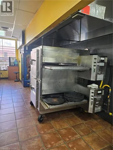 18 MARKET Street Unit# B, Brantford, Ontario N3T2Z5