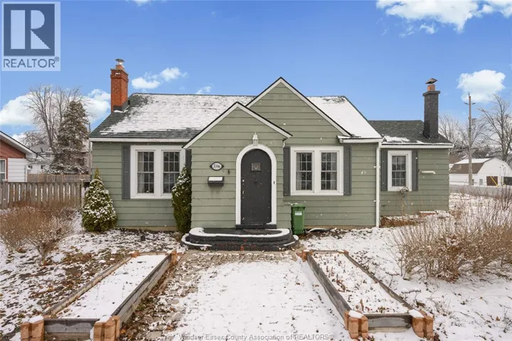 3396 WOODWARD BOULEVARD, Windsor, Ontario N8W2Y6