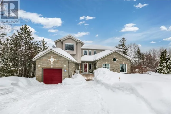 276 Moxam Landing Road, Lively, Ontario P3Y1H9