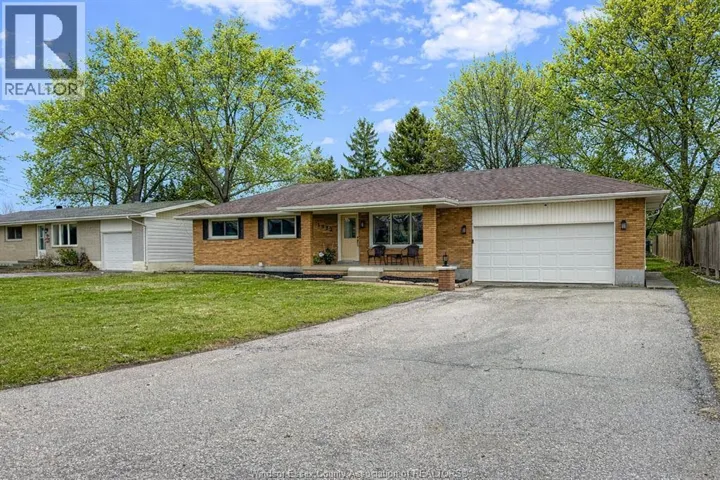 1822 ST. ANNE, Tecumseh, Ontario N8N1V4