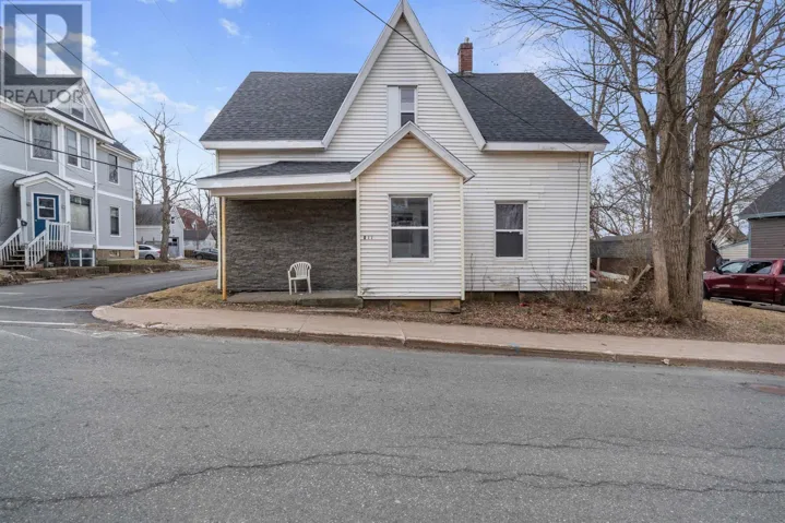 277 MacLean Street, New Glasgow, Nova Scotia B2H3A7