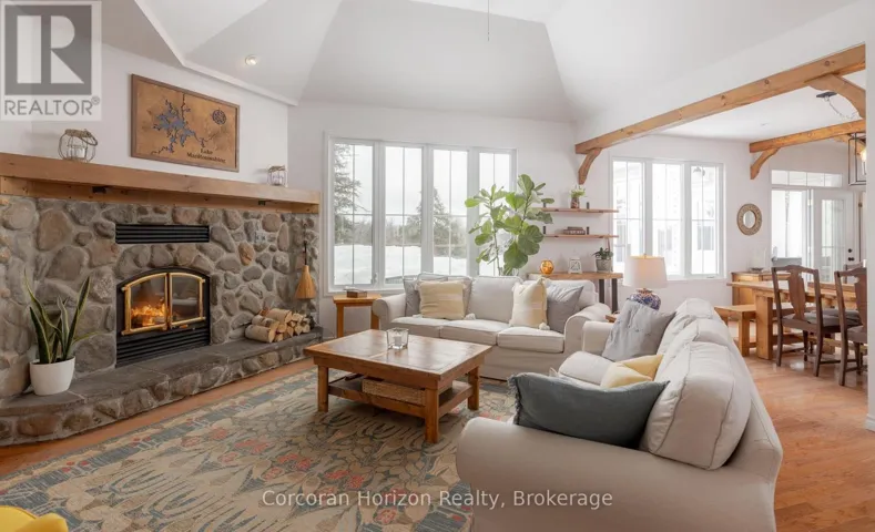 15 LYNDSEY LANE, McKellar, Ontario P2A0B5