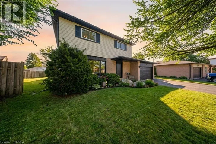 35 ROSE Court, Paris, Ontario N3L3T9