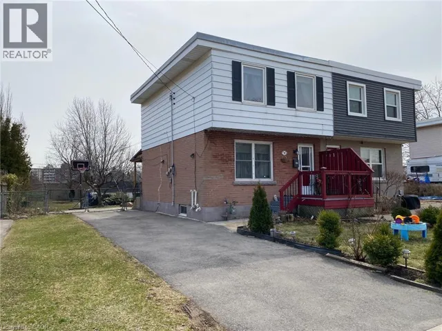 10 ARMSTRONG Avenue, Hamilton, Ontario L8H1M5