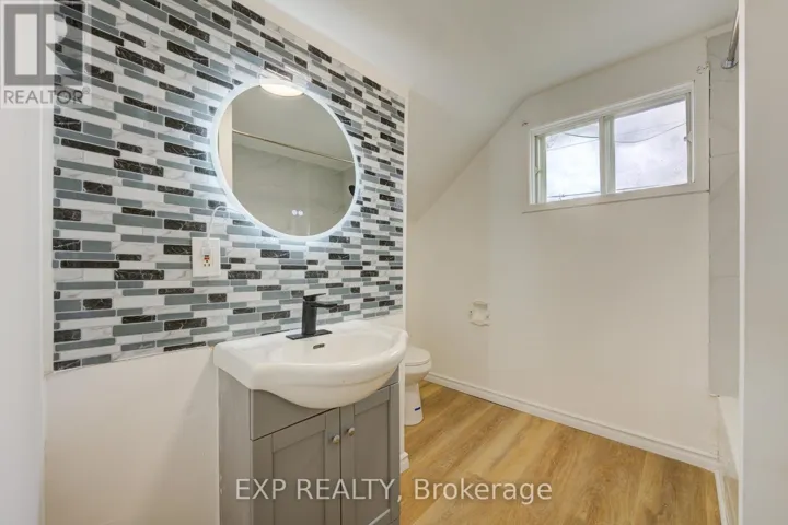 524 SIMCOE STREET, London East (East K), Ontario N6B1K4