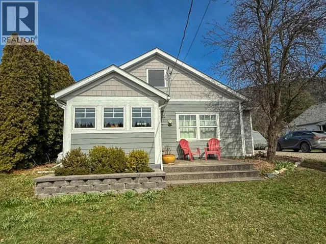 1210 - 1212 HILLSIDE Street, Creston, British Columbia V0B1G5