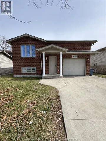 2148 CURRY AVENUE, Windsor, Ontario N9B3X4