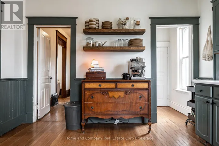 211 QUEEN STREET W, St. Marys, Ontario N4X1A2