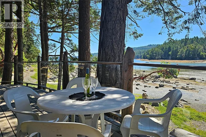 Lot 4 Maple Bay Rd, Lasqueti Island, British Columbia V0R2J0