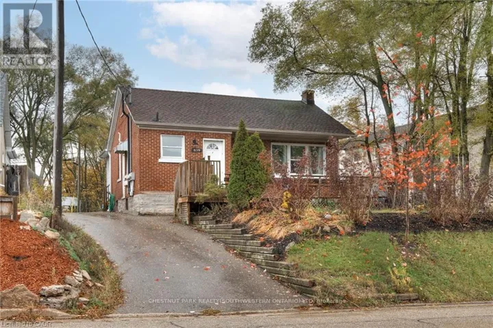 839 STIRLING AVENUE S, Kitchener, Ontario N2M3K4