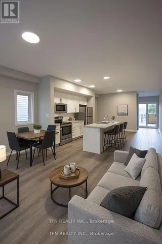 43 SUPERIOR STREET E, Welland (Dain City), Ontario L3B3G3