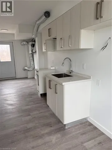 127 HIGHRIVER Trail Unit# Lower, Welland, Ontario L3C0H6