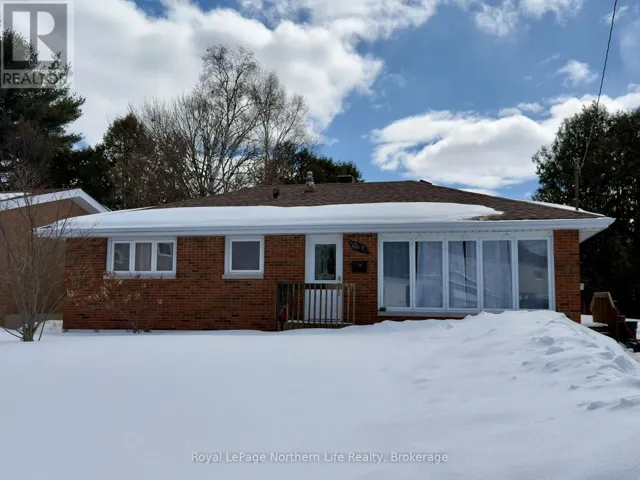 667 MONTROSE AVENUE, North Bay (Widdifield), Ontario P1B7G3