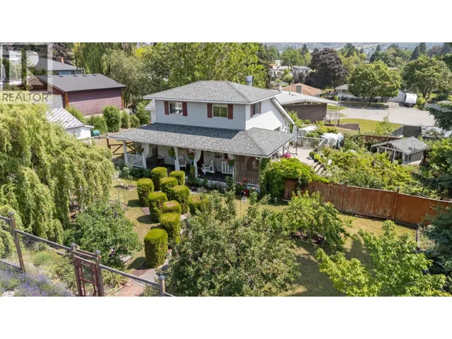 987 Garland Street, Kelowna, British Columbia V1Y3M9