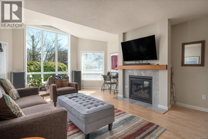 17 6245 Blueback Rd, Nanaimo, British Columbia V9V1N7