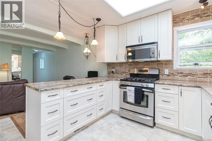 17 7142 Grant Rd, Sooke, British Columbia V9Z0N3