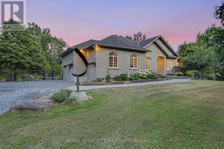 6196 ELKWOOD DRIVE, Ottawa, Ontario K4P1M9