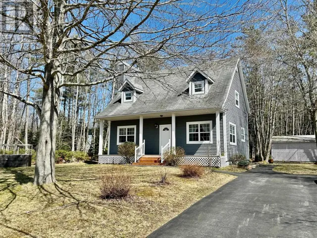 77 Emeneau Road, Brooklyn, Nova Scotia B0J1H0