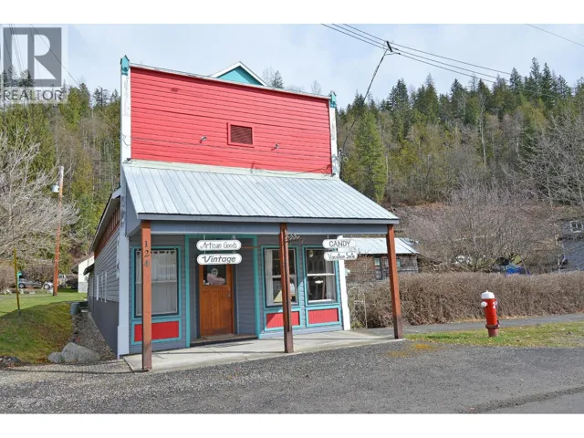 124 LAKE Avenue, Silverton, British Columbia V0G1S0