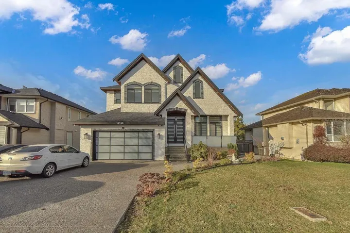 16945 60 AVENUE, Surrey, British Columbia V3S1T1