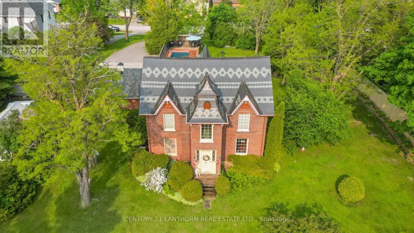 26 NELSON STREET, Centre Hastings, Ontario K0K2K0