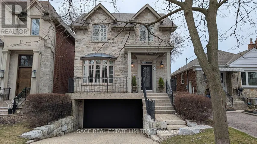 19 CARMICHAEL AVENUE, Toronto (Bedford Park-Nortown), Ontario M5M2W5