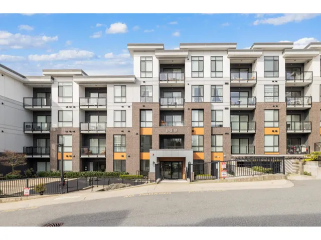 B308 20087 68 AVENUE, Langley, British Columbia V2Y0Y3