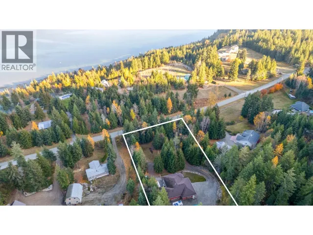 307 Partridge Road, Tappen, British Columbia V1E3A4